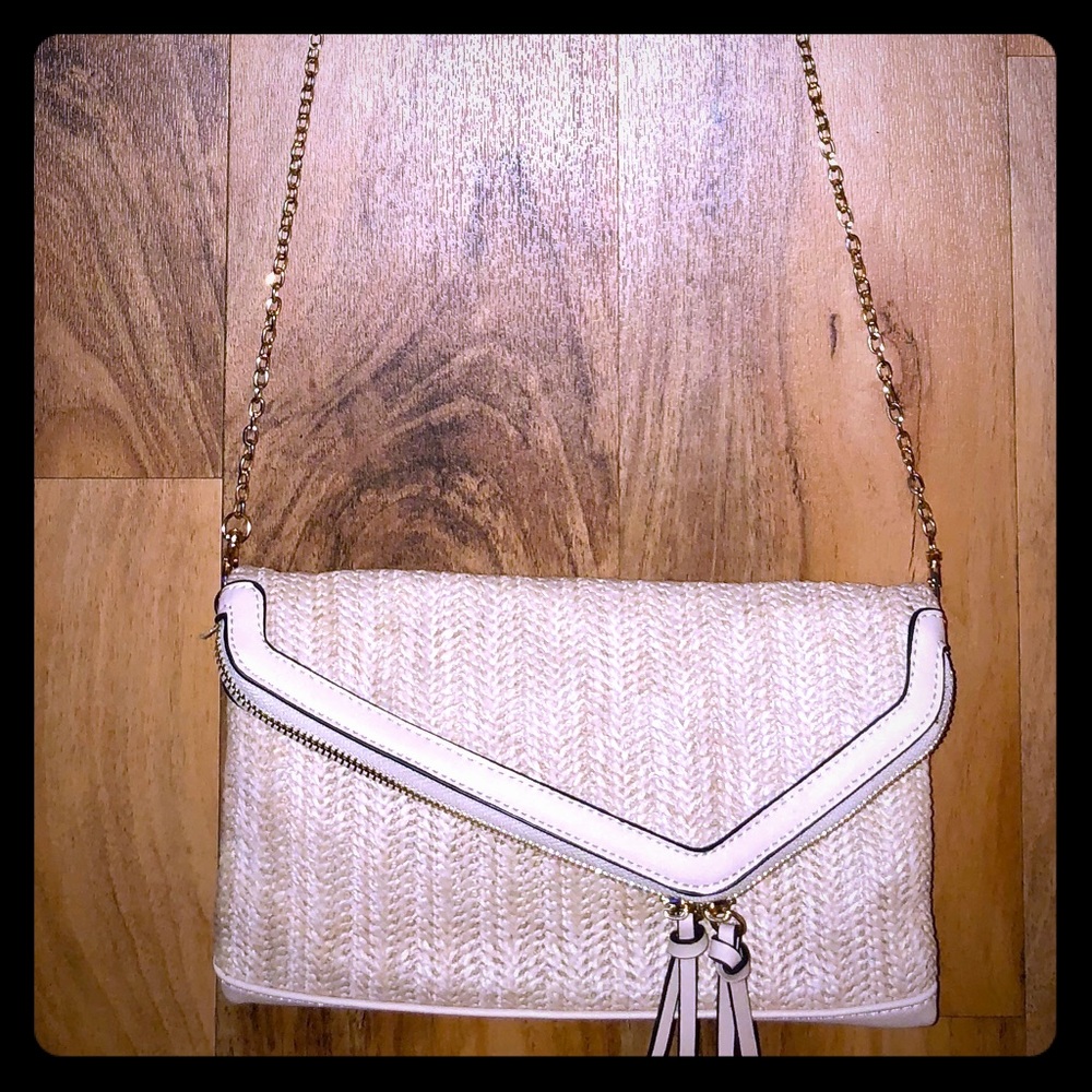 Urban expressions crossbody/clutch